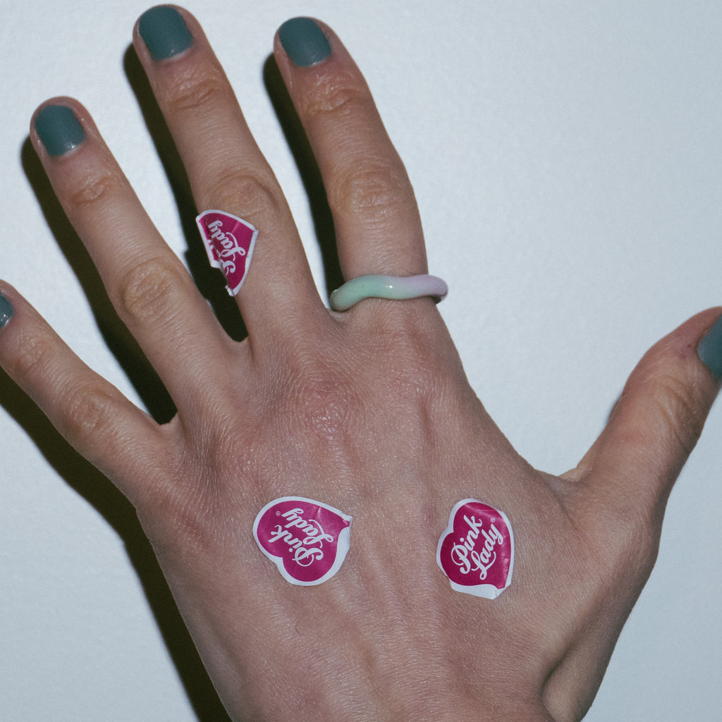 Virelia Wavy Glass Ring