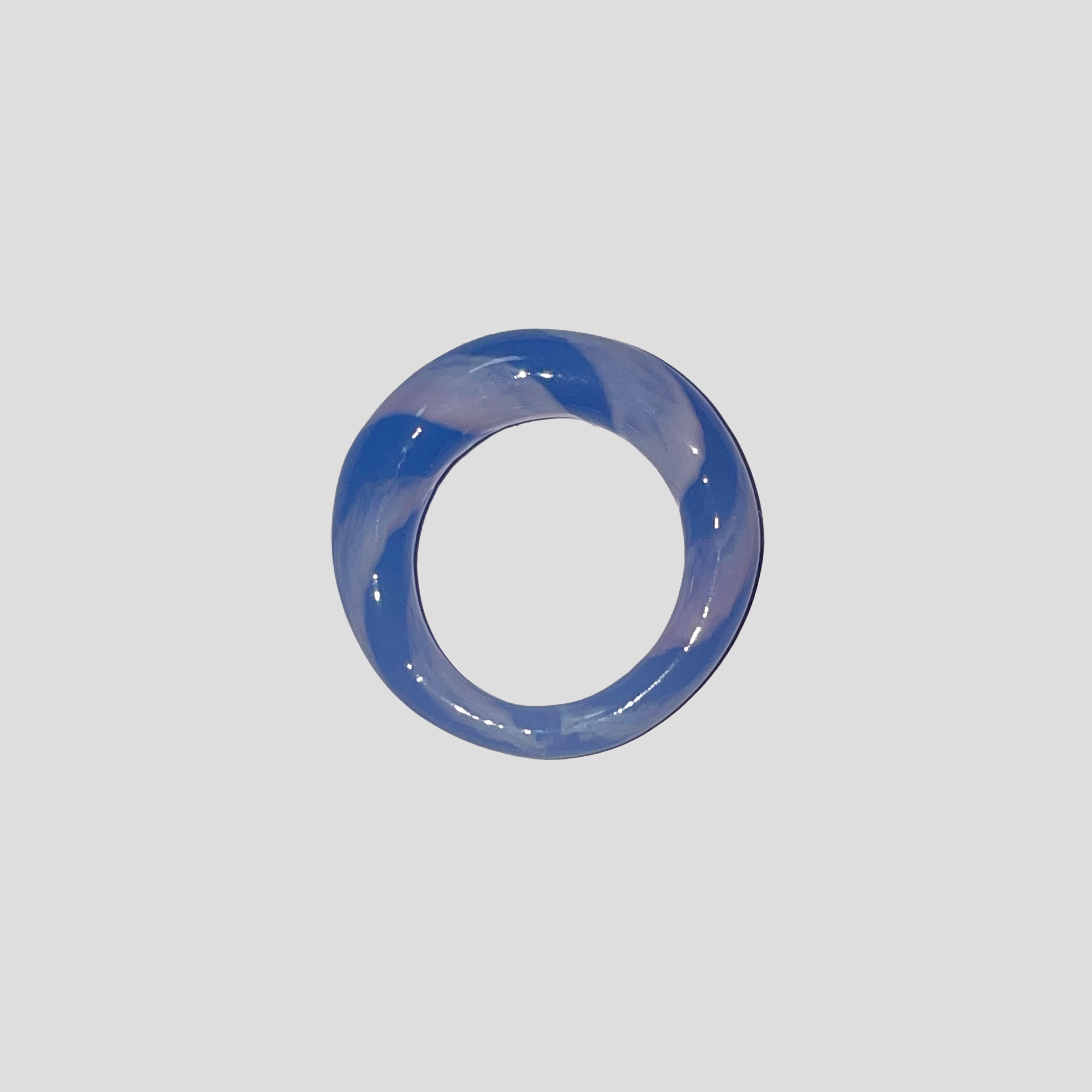Reverse Current Glass Ring